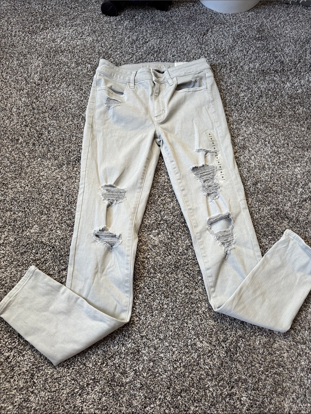 American Eagle Outfitters Light Gray Ripped Skinny Jeans